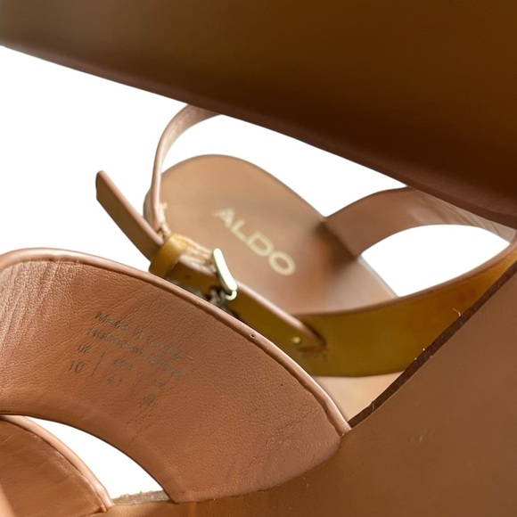 ALDO Gold Glitter Platform Wedge Sandals Ankle Strap Mustard Yellow Sz 10 - Picture 8 of 8